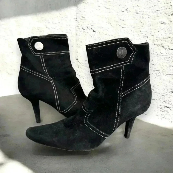 Tods suede ankle  booties 9.5 - Picture 1 of 9